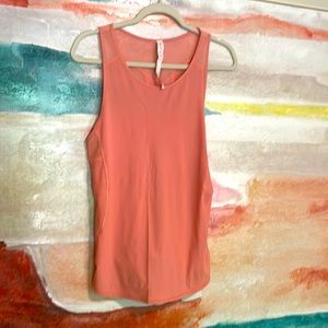 Lululemon pink sculpt tank size 6